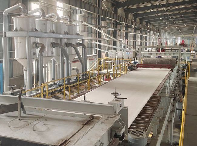 Linha de processamento de placas de fibrocimento
